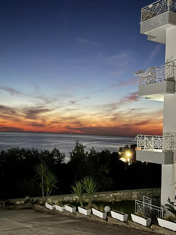 Villa 61 Sea And Sunset View Dhërmi Eksteriør bilde